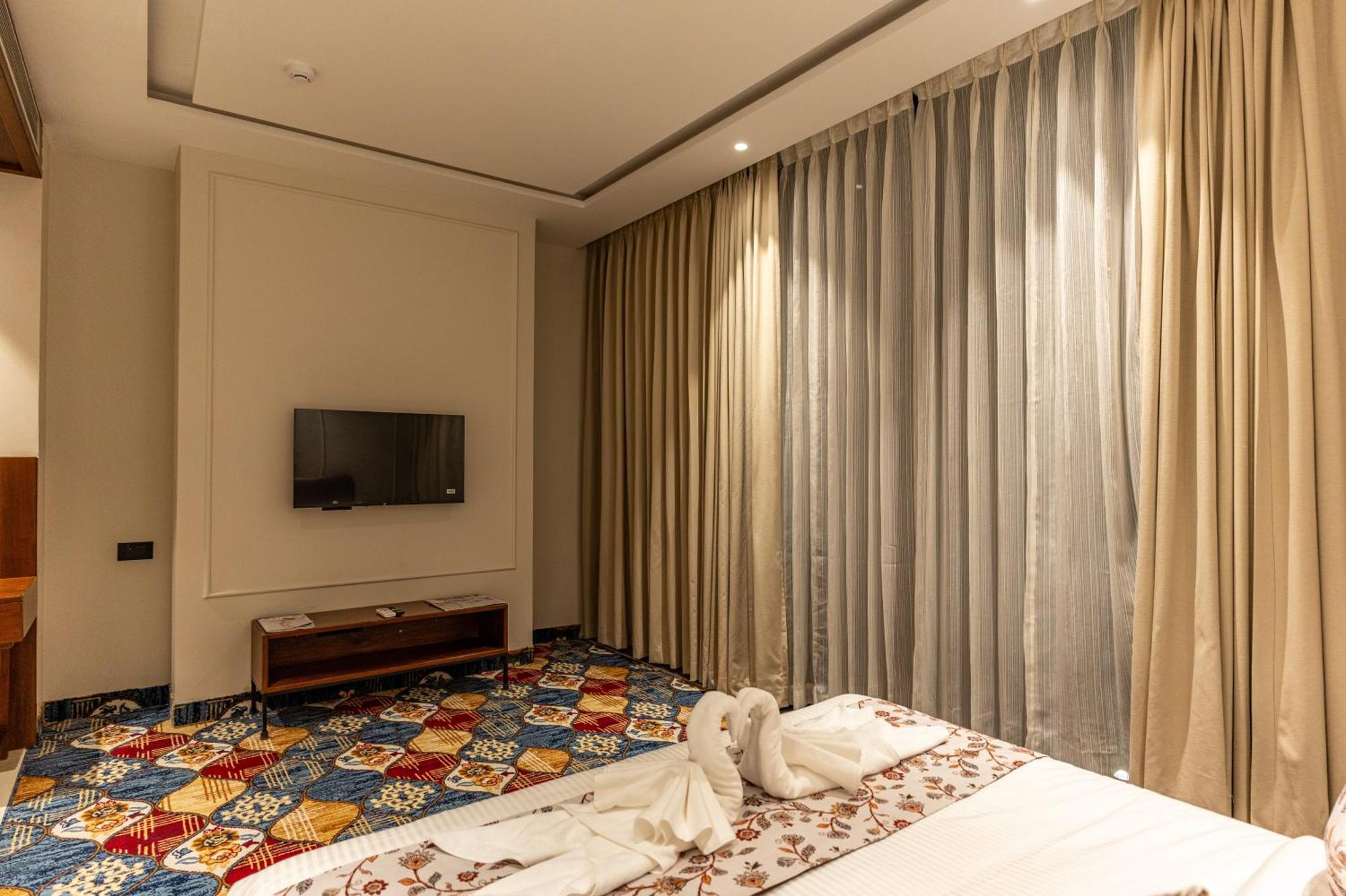 City Klyde Inn Amritsar Esterno foto