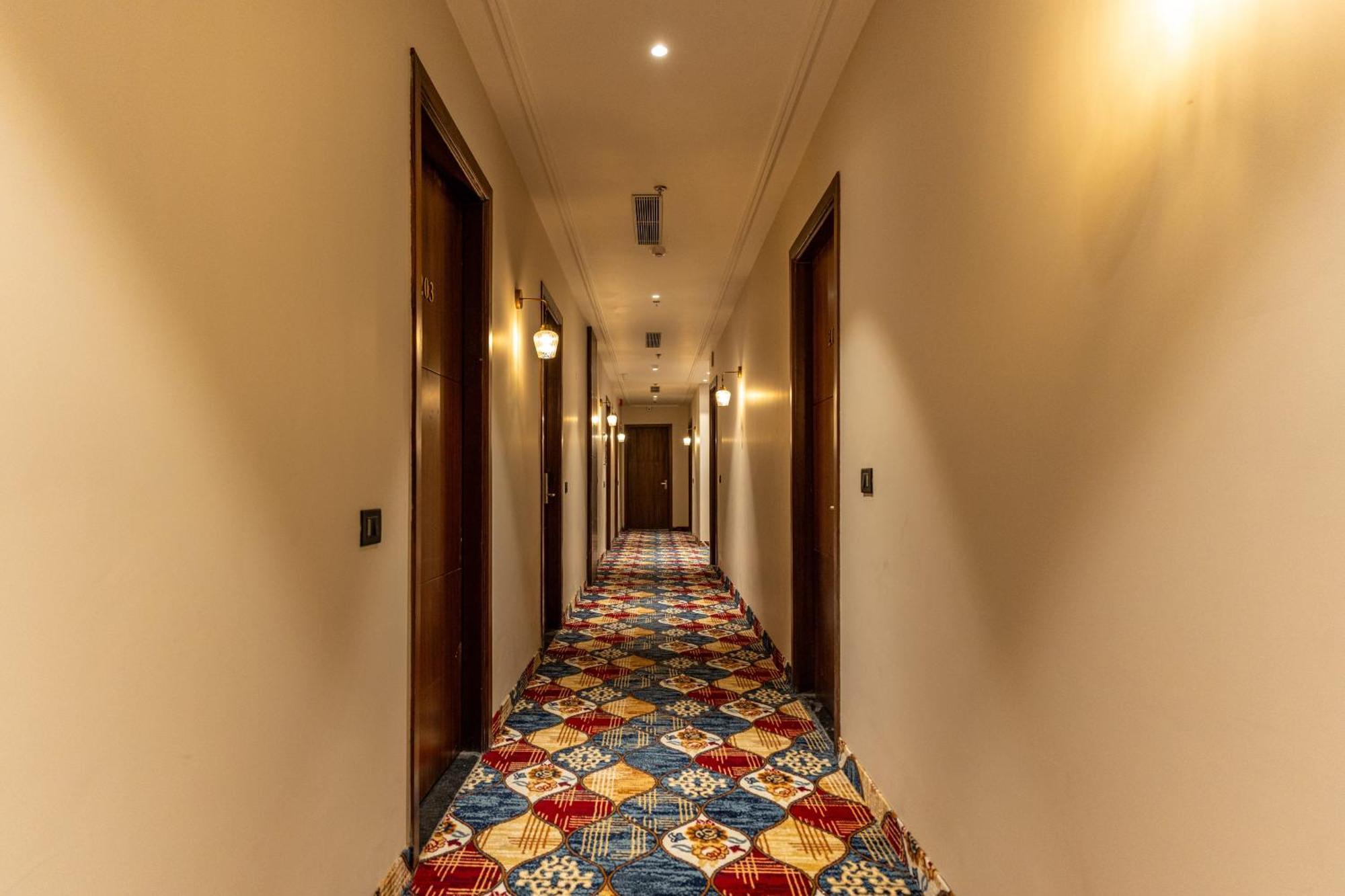 City Klyde Inn Amritsar Esterno foto