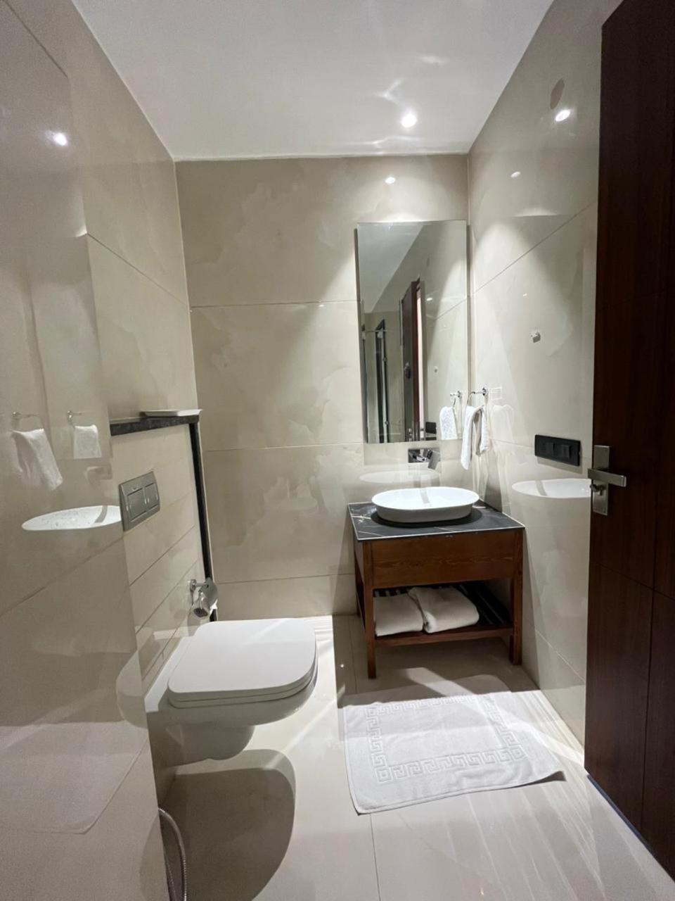 City Klyde Inn Amritsar Esterno foto