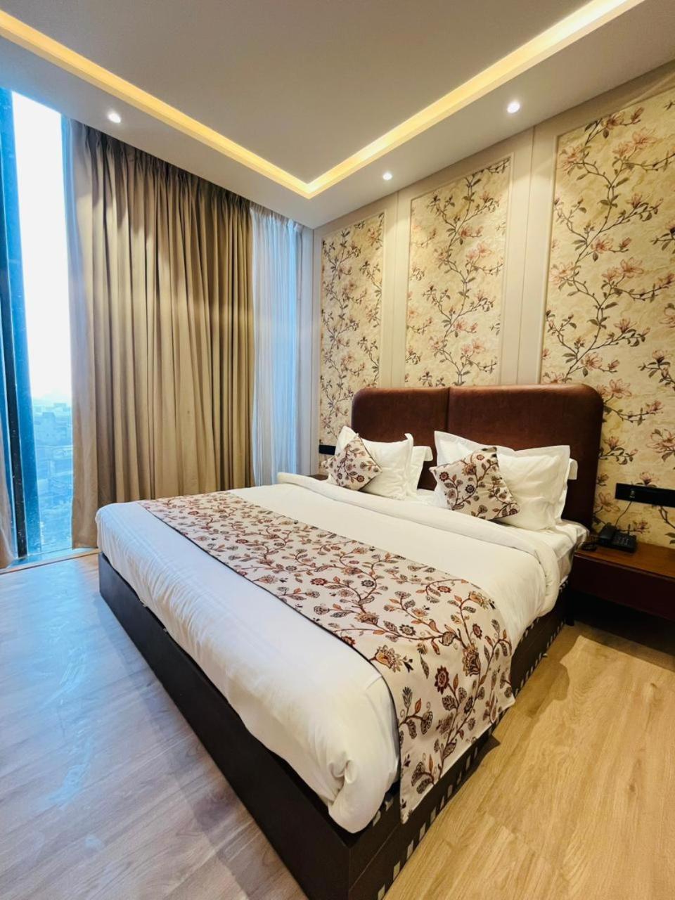City Klyde Inn Amritsar Esterno foto